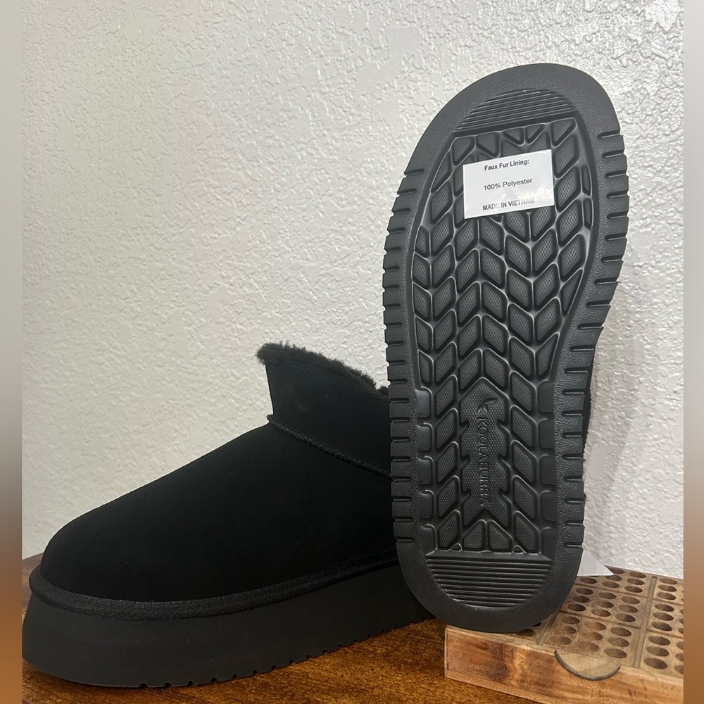 Koolaburra by UGG Women's Black Koola Mini Booties - Picture 2 of 4